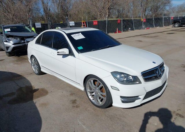 2013 MERCEDES-BENZ C-Class