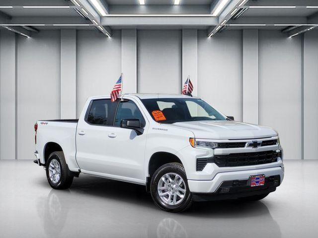 2026 CHEVROLET Silverado