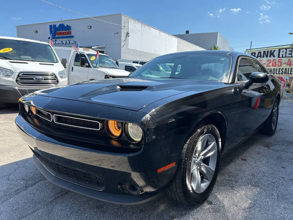 2016 DODGE Challenger