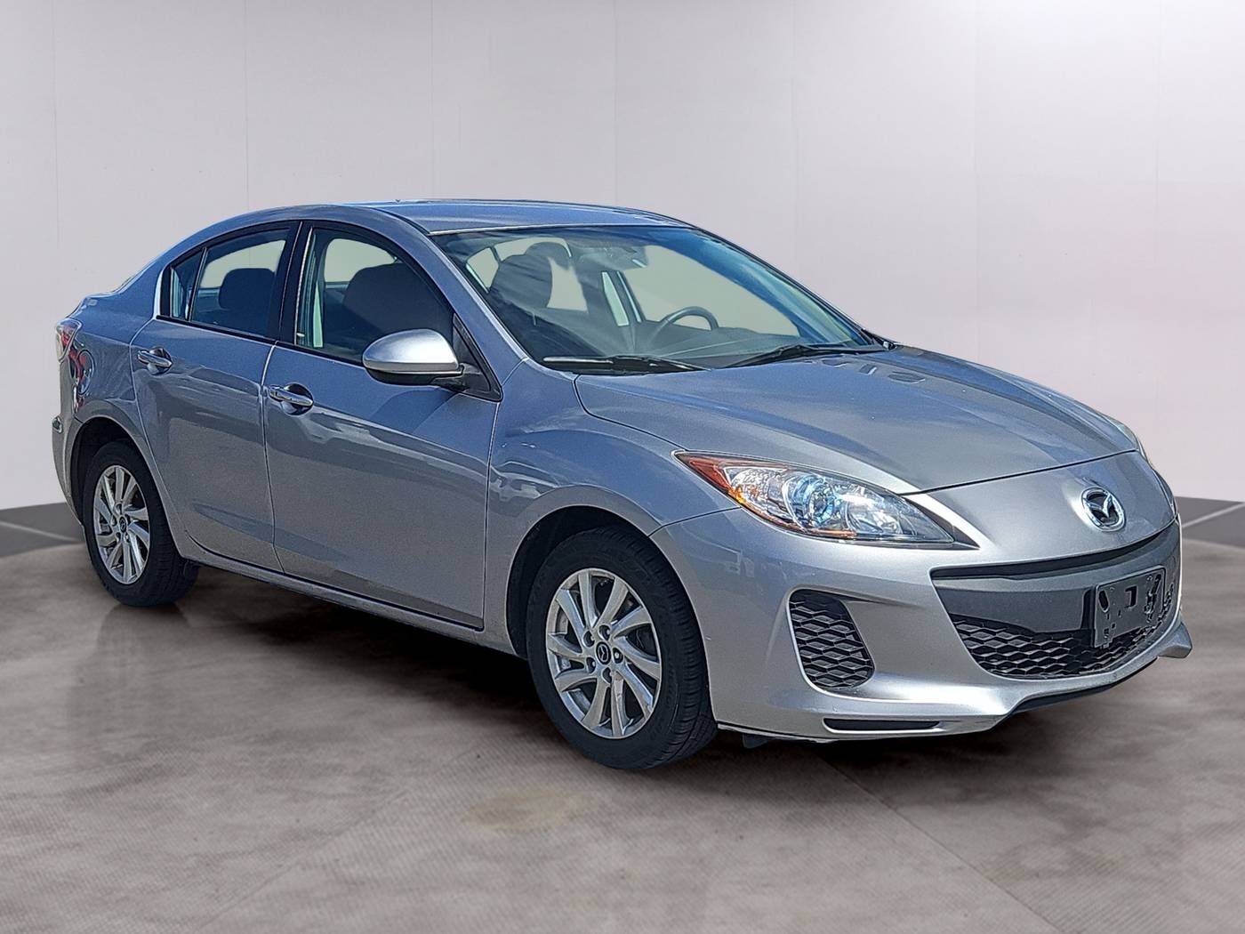 2013 MAZDA Mazda3