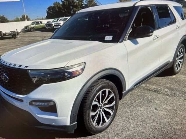 2020 FORD Explorer