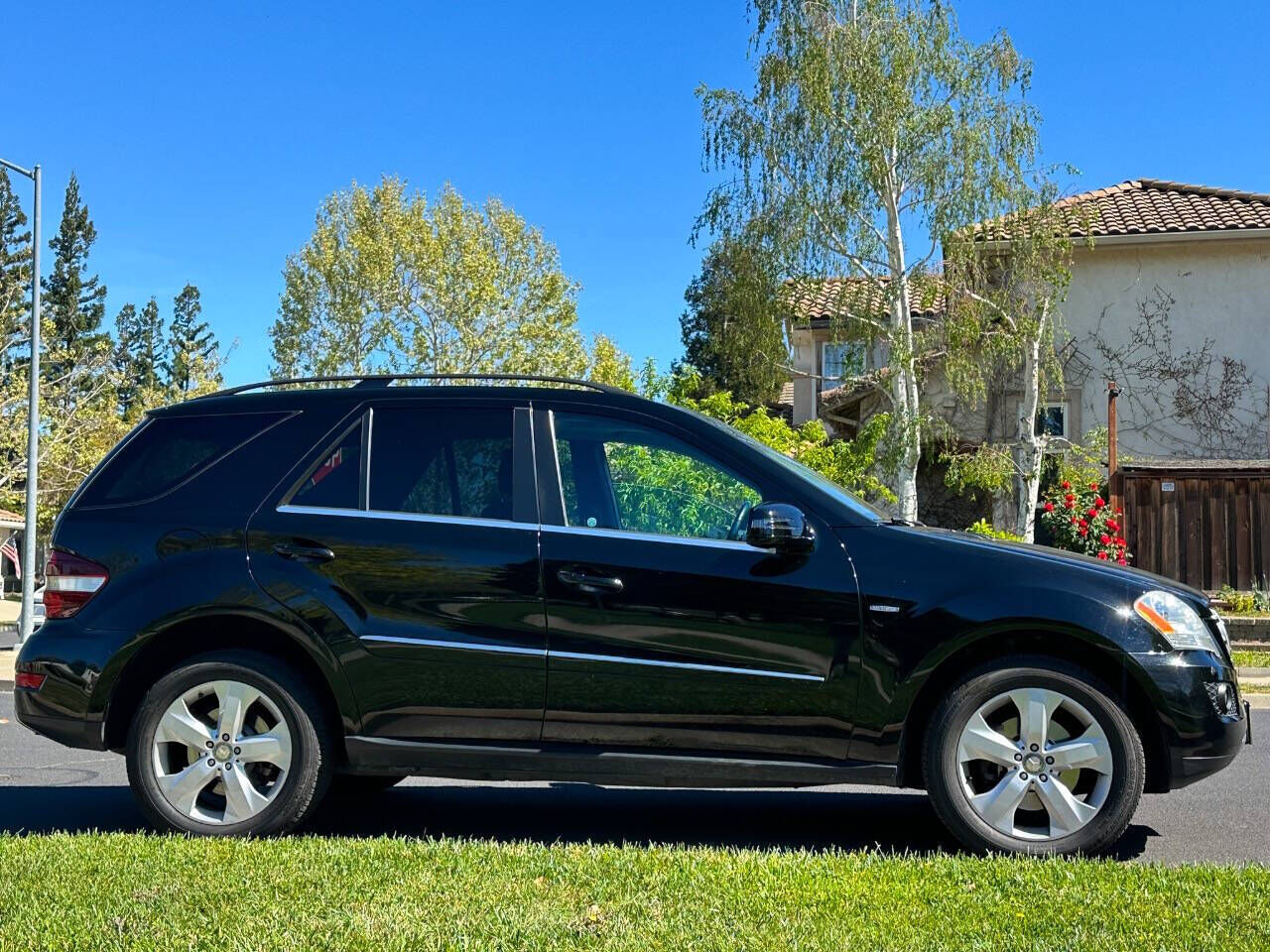 2011 MERCEDES-BENZ M-Class