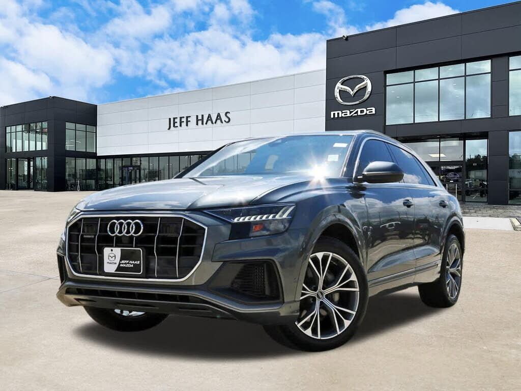 2021 AUDI Q8