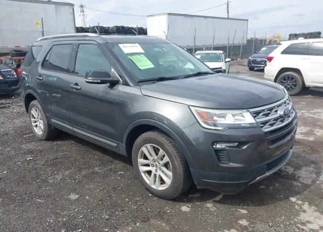 2018 FORD Explorer