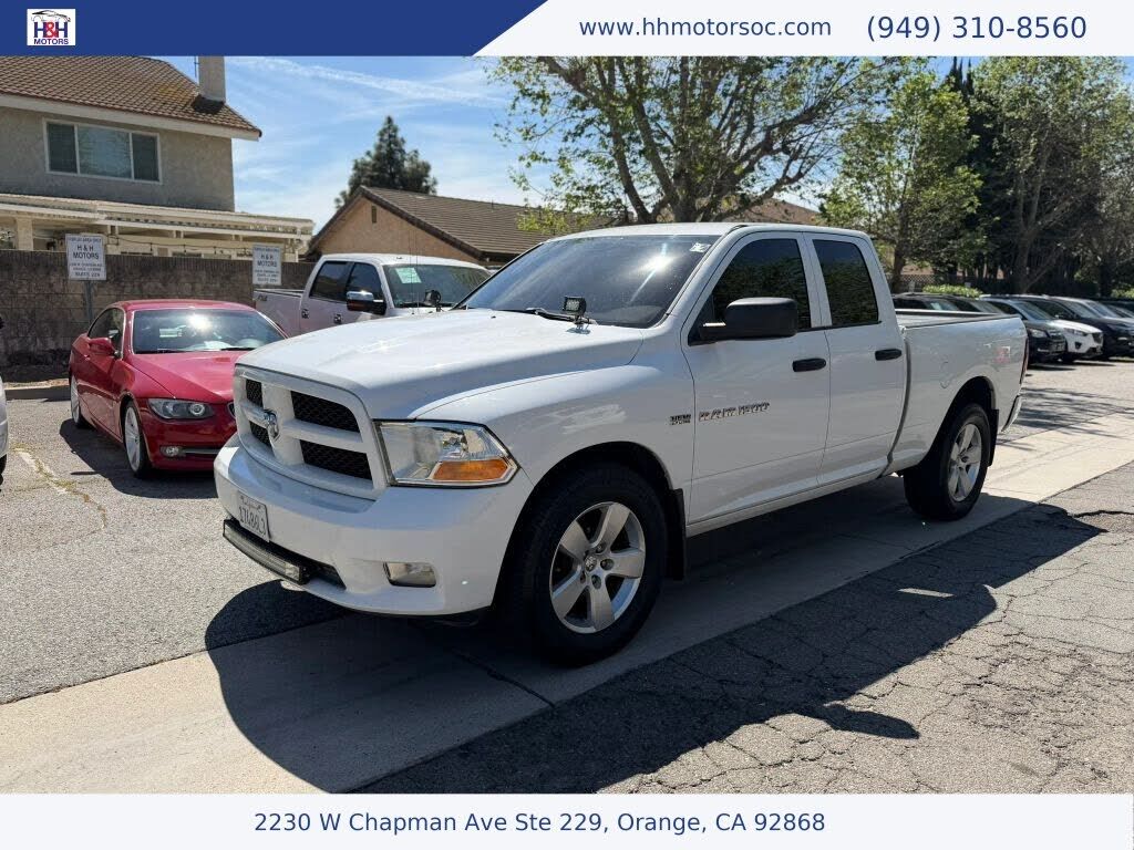 2012 DODGE Ram