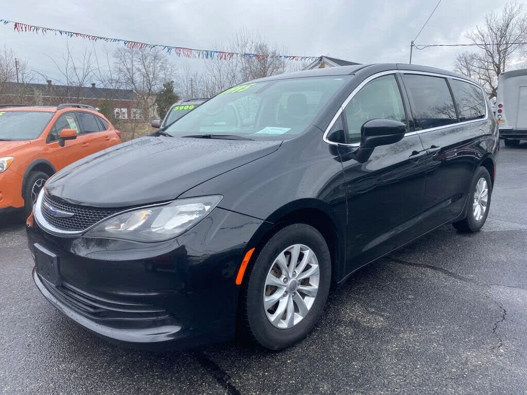2017 CHRYSLER Pacifica