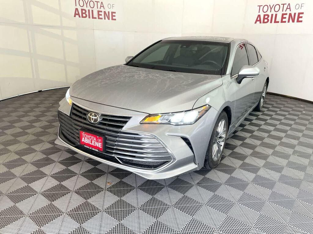 2022 TOYOTA Avalon