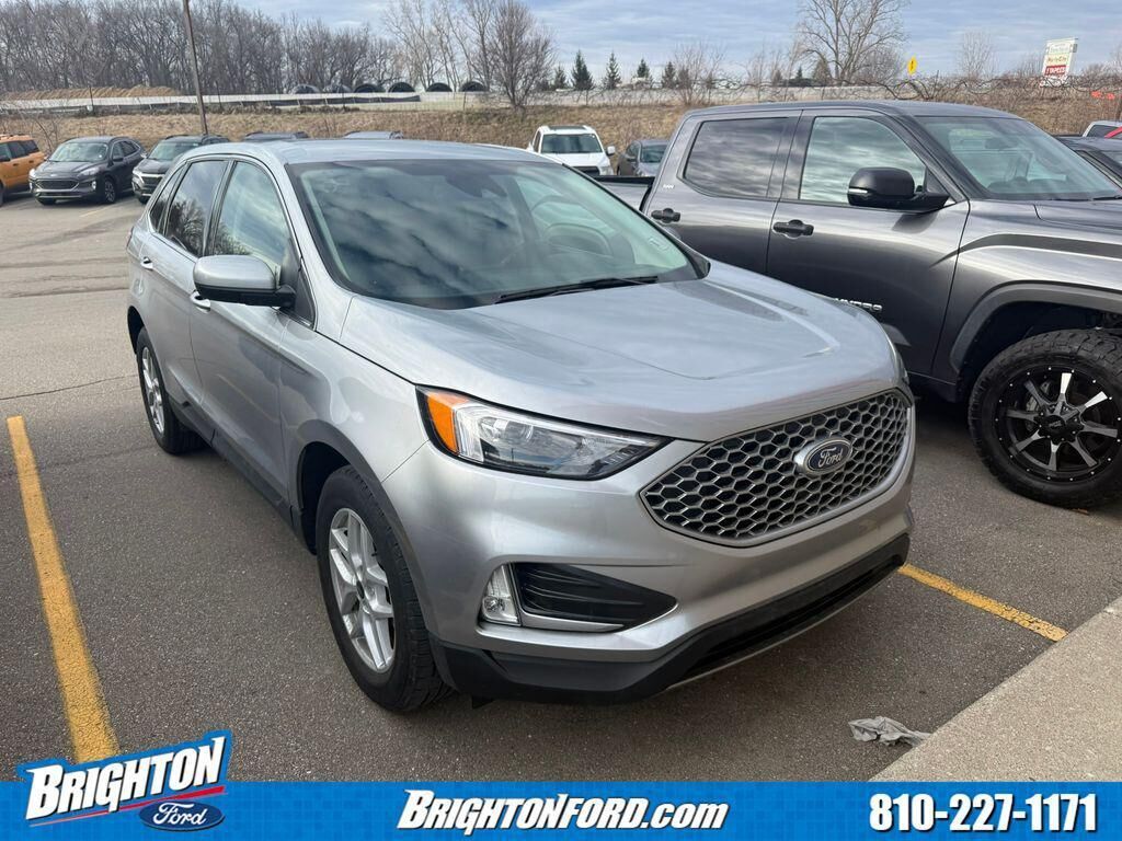 2023 FORD Edge
