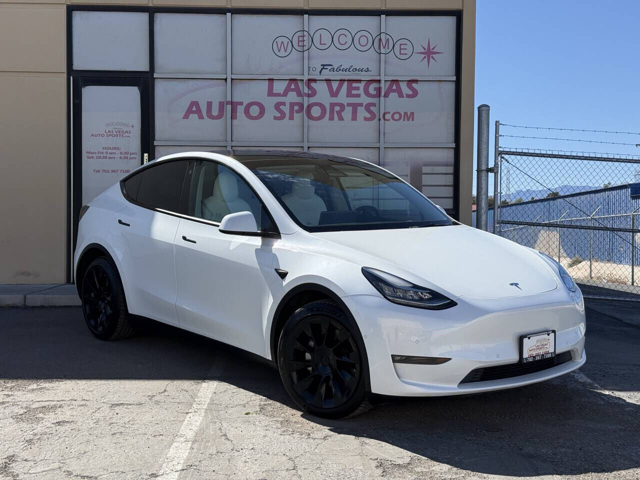 2022 TESLA Model Y