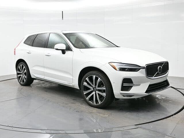 2023 VOLVO XC60