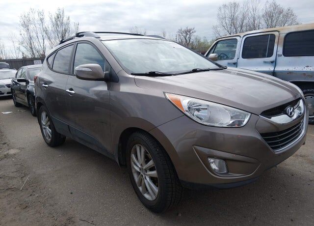 2013 HYUNDAI Tucson