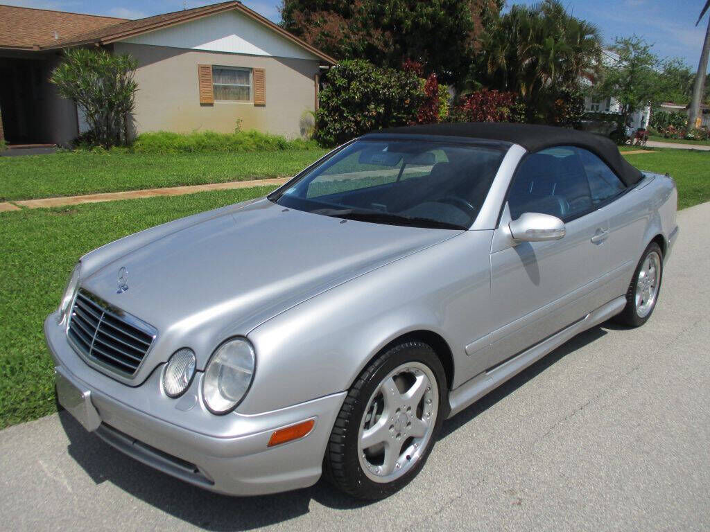 2002 MERCEDES-BENZ CLK-Class