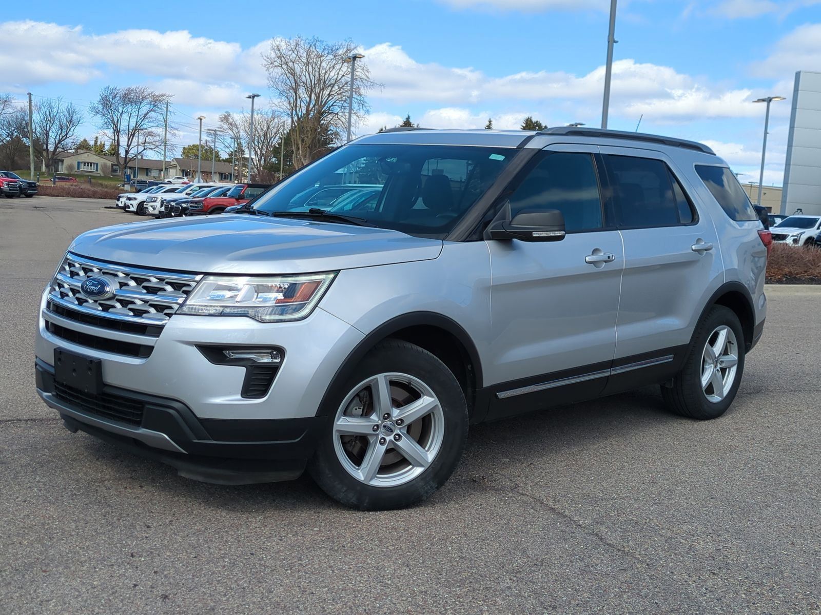 2019 FORD Explorer