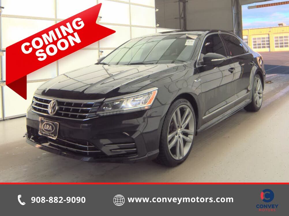 2017 VOLKSWAGEN Passat