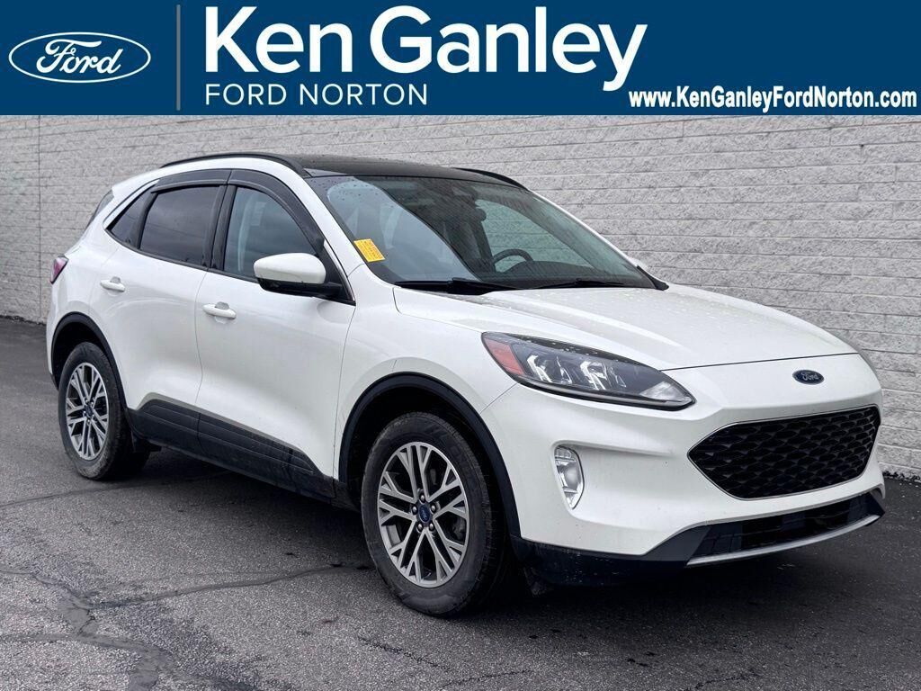 2021 FORD Escape
