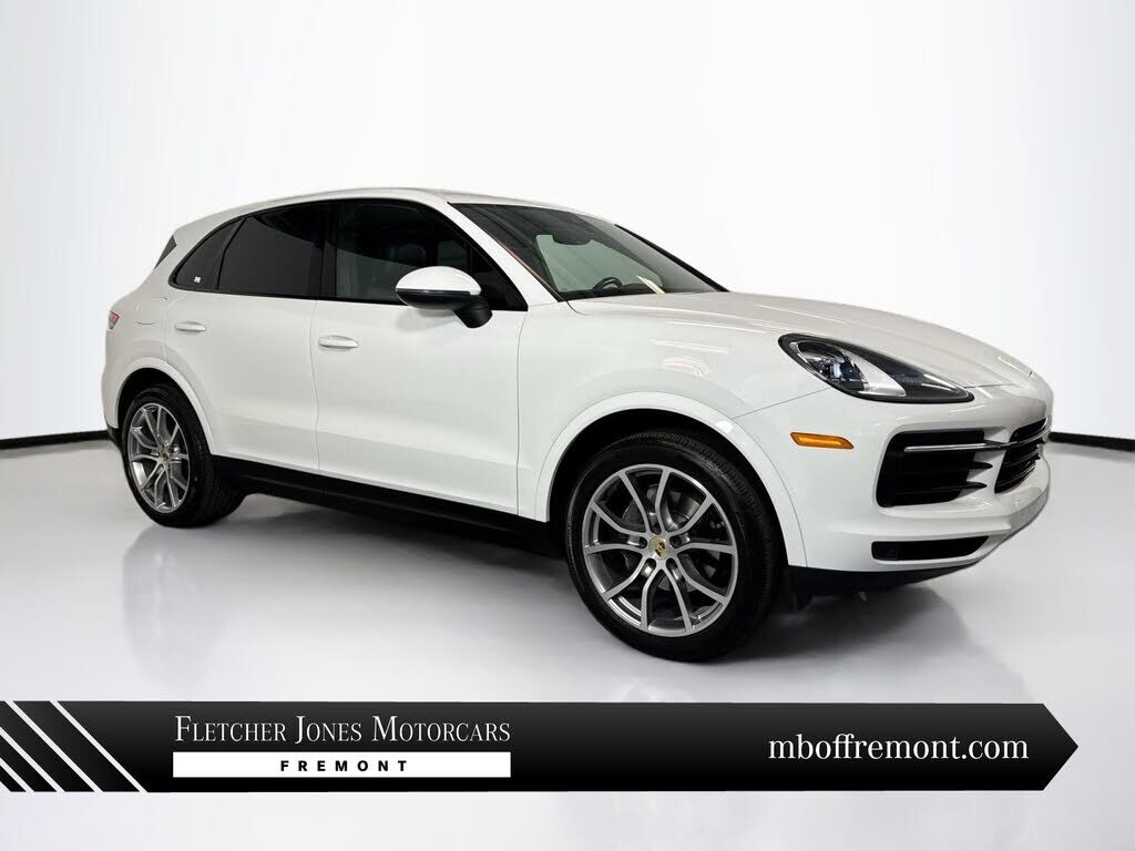 2019 PORSCHE Cayenne