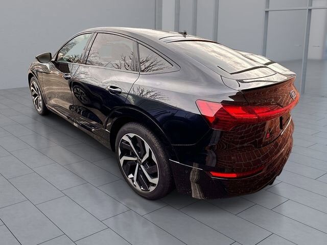 2024 Audi Q8