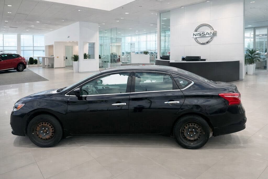 2016 NISSAN Sentra