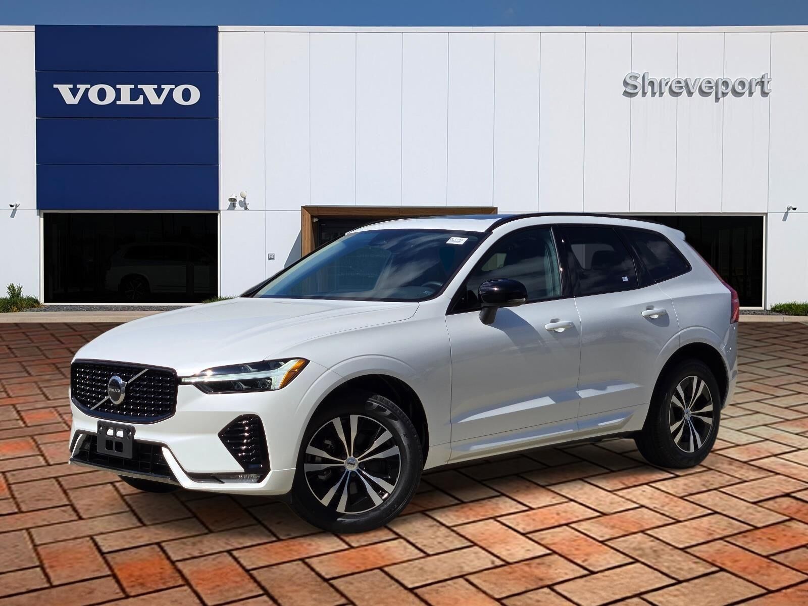 2025 VOLVO XC60