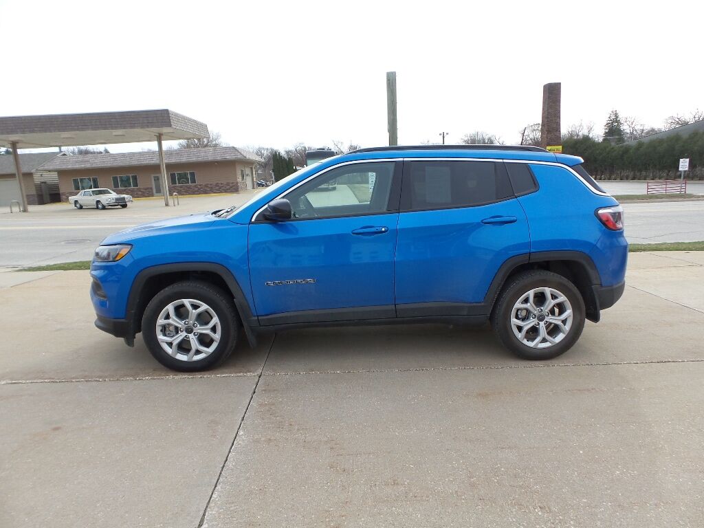2025 JEEP Compass