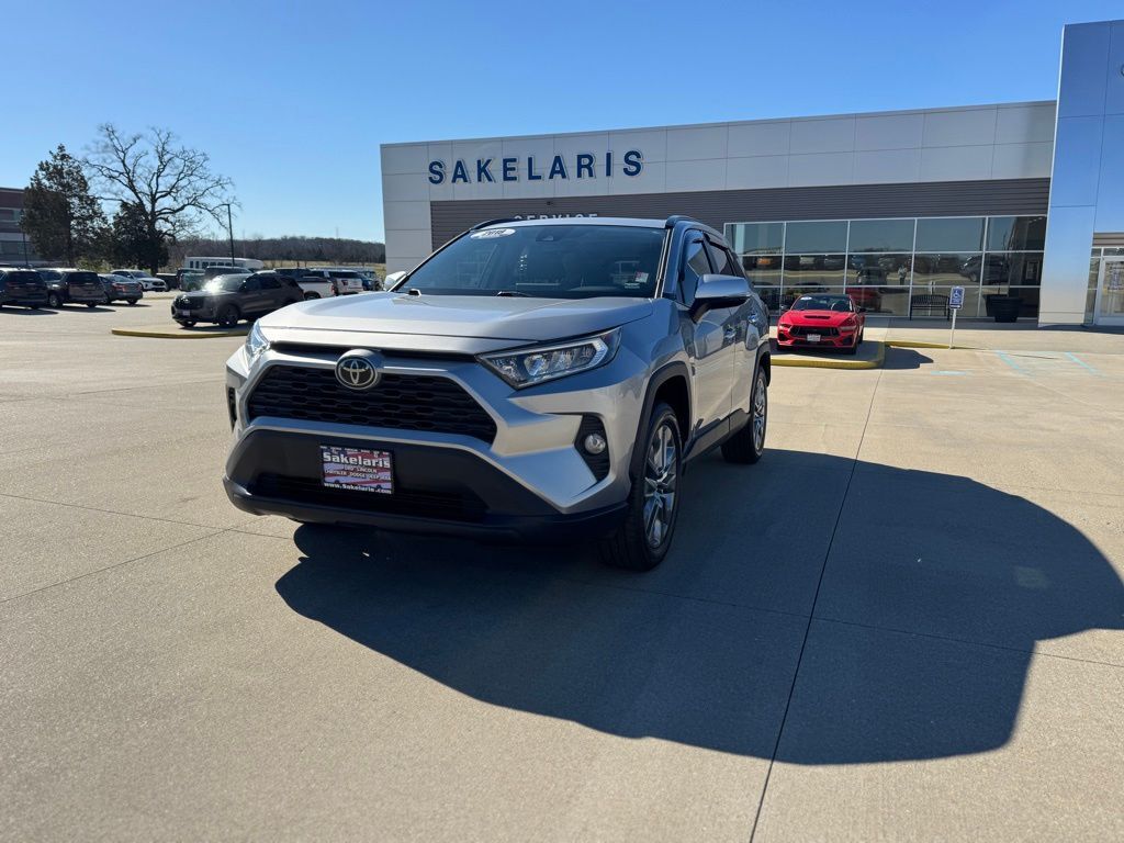 2019 TOYOTA RAV4