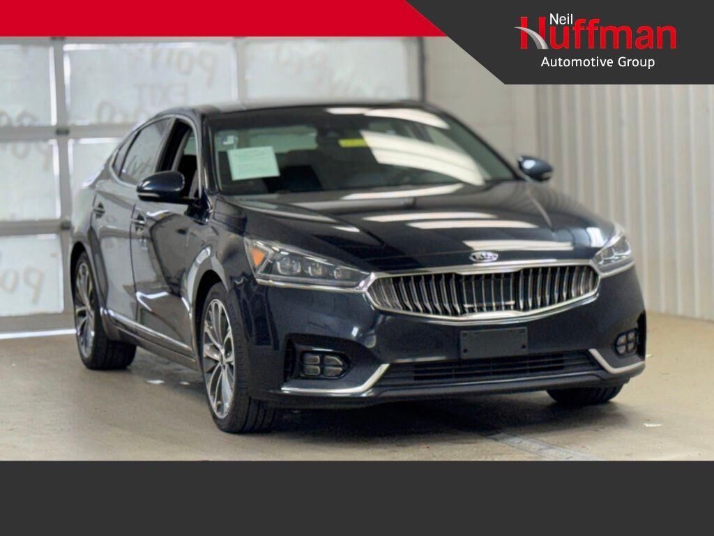 2019 KIA Cadenza