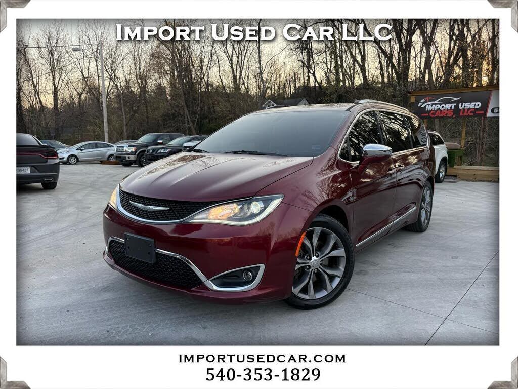 2019 CHRYSLER Pacifica