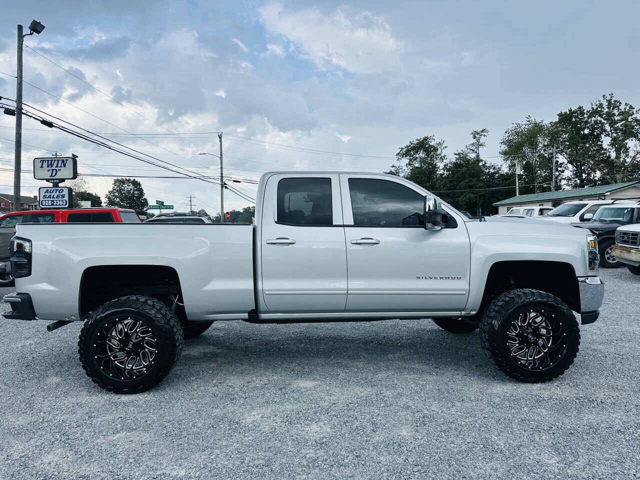 2017 CHEVROLET Silverado