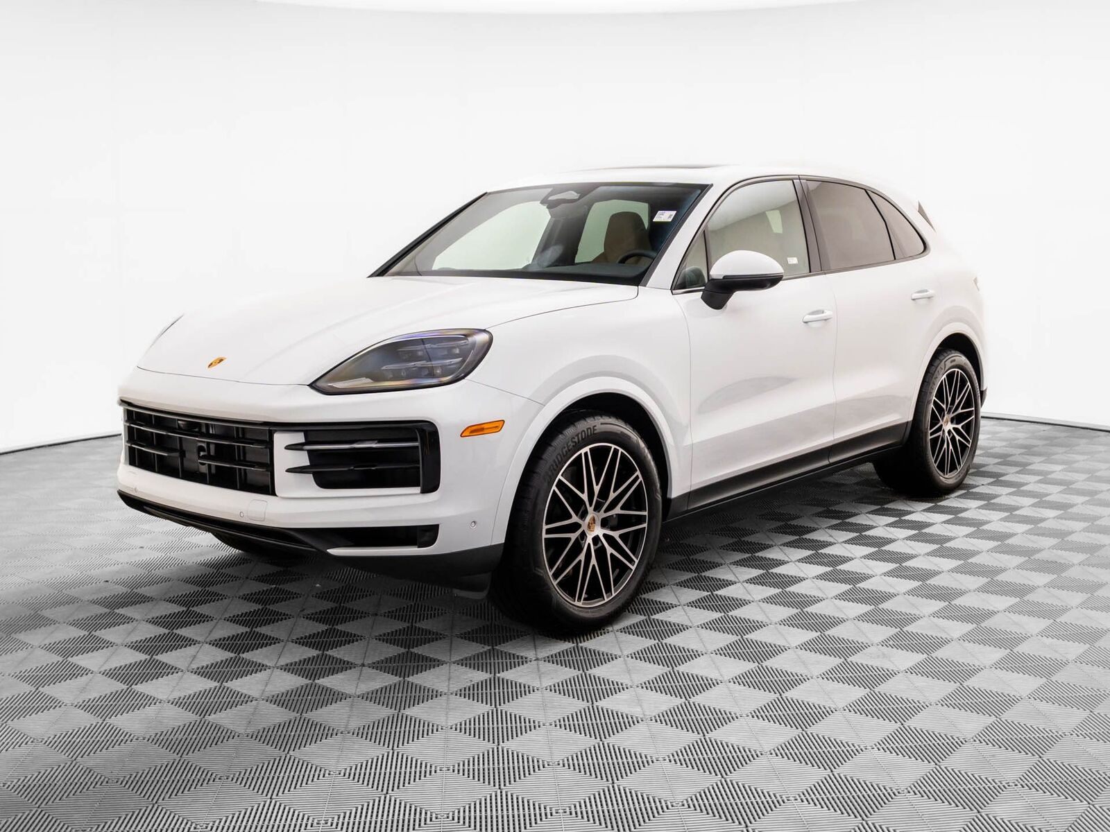 2026 PORSCHE Cayenne