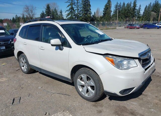 2015 SUBARU Forester