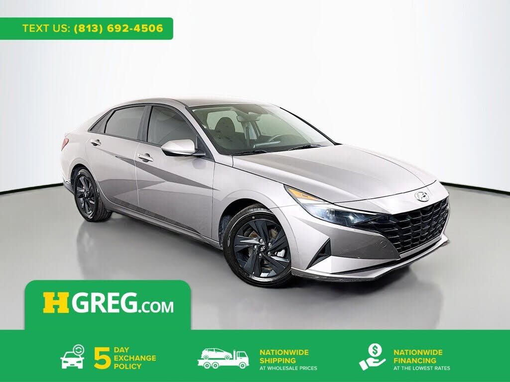 2022 HYUNDAI Elantra