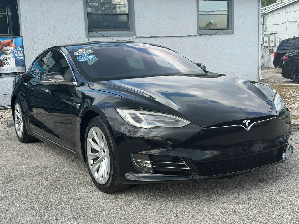 2018 TESLA Model S