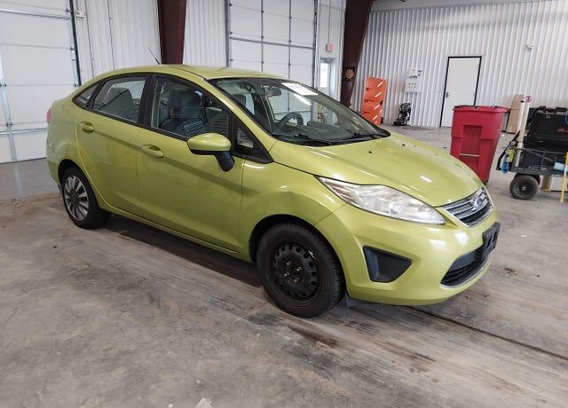 2012 FORD Fiesta