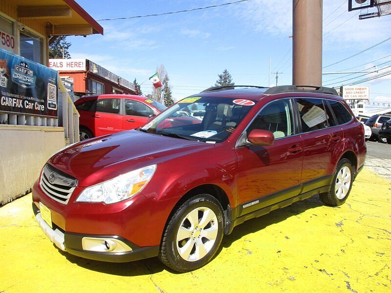 2011 SUBARU Outback