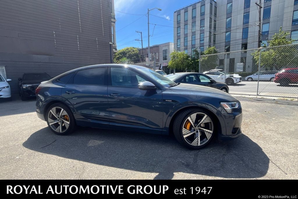 2023 AUDI e-tron Sportback