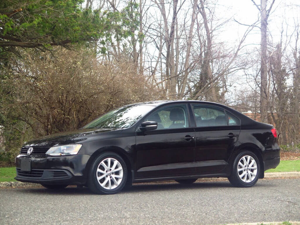 2012 VOLKSWAGEN Jetta