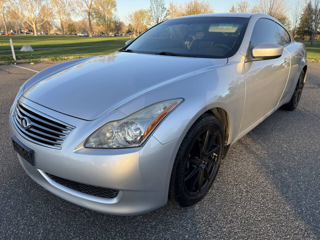 2009 INFINITI G37