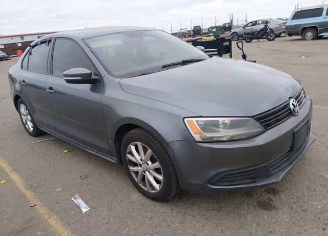 2011 VOLKSWAGEN Jetta