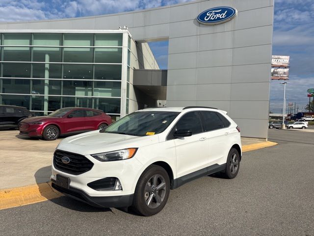 2022 FORD Edge