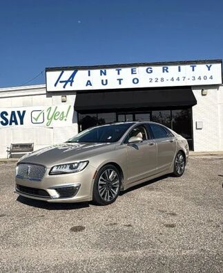 2017 LINCOLN MKZ