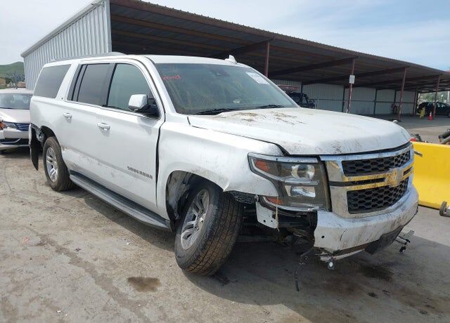 2017 CHEVROLET Suburban