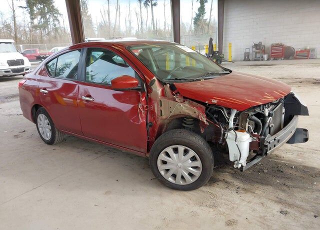 2018 NISSAN Versa