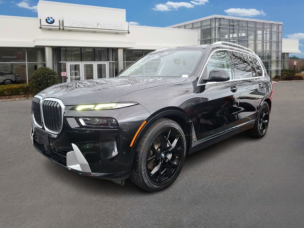 2023 BMW X7
