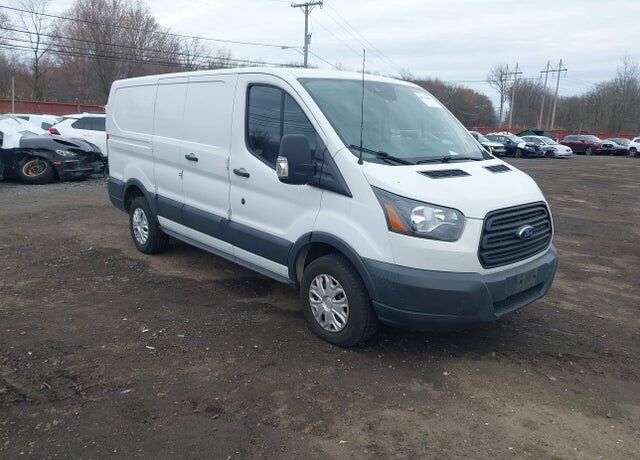 2018 FORD Transit