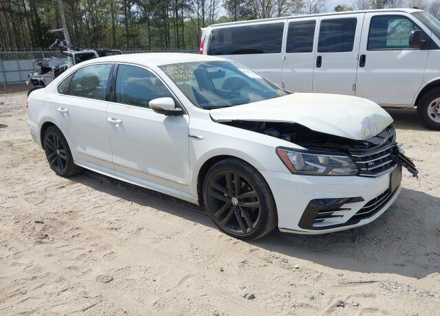 2017 VOLKSWAGEN Passat