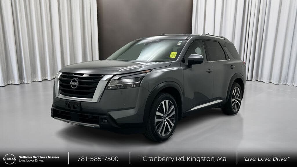 2022 NISSAN Pathfinder
