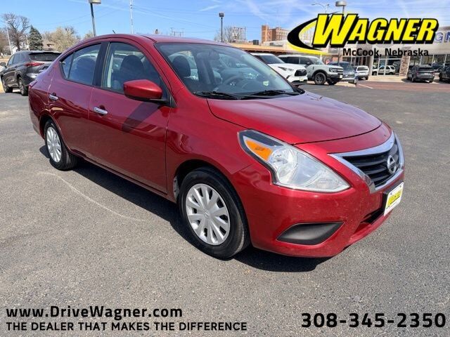 2017 NISSAN Versa