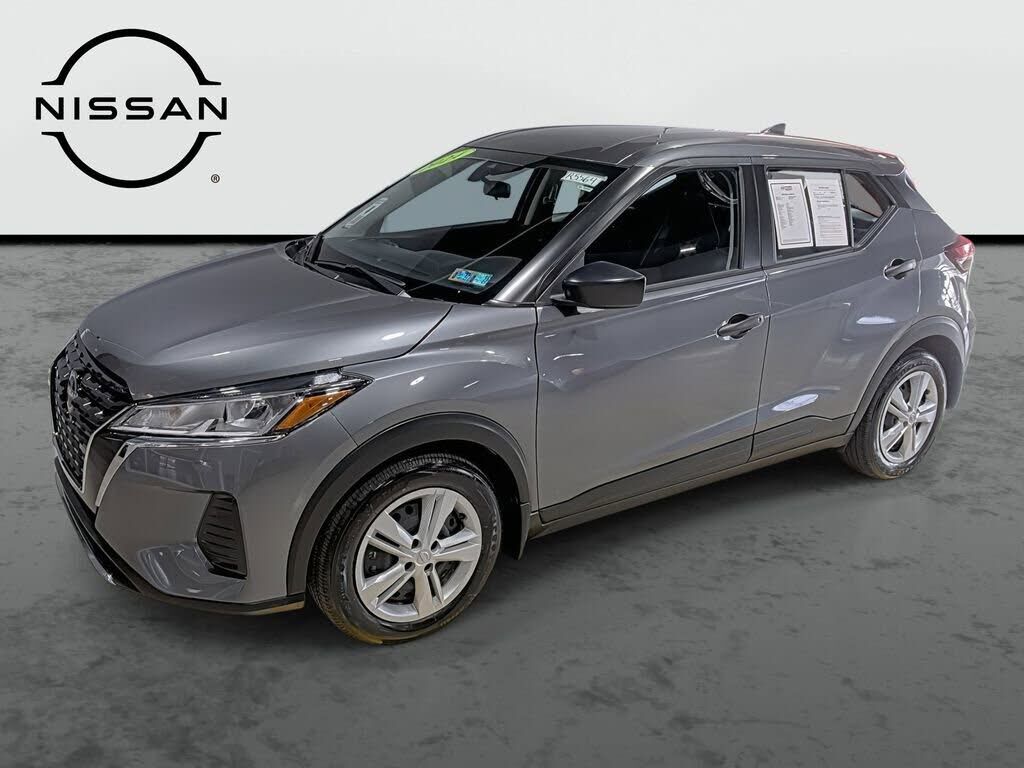 2024 NISSAN Kicks