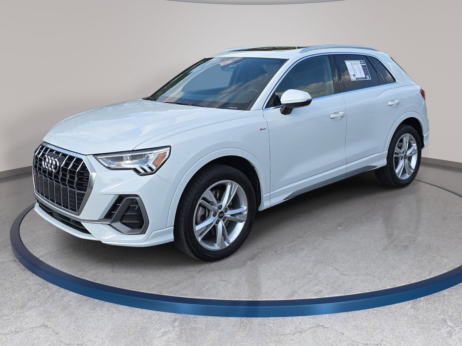 2022 AUDI Q3