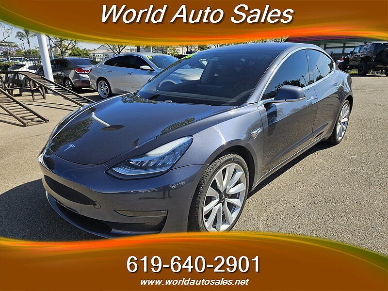 2018 TESLA Model 3